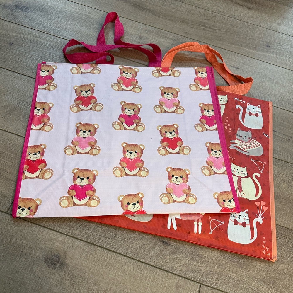 Homegoods TJMaxx Marshalls Valentines Day Cat & Teddy Bear Heart Print Bags NWOT